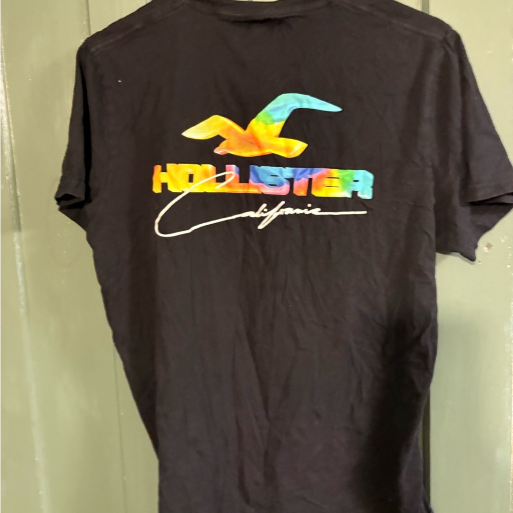 Hollister Multicolor Logo Black Tee